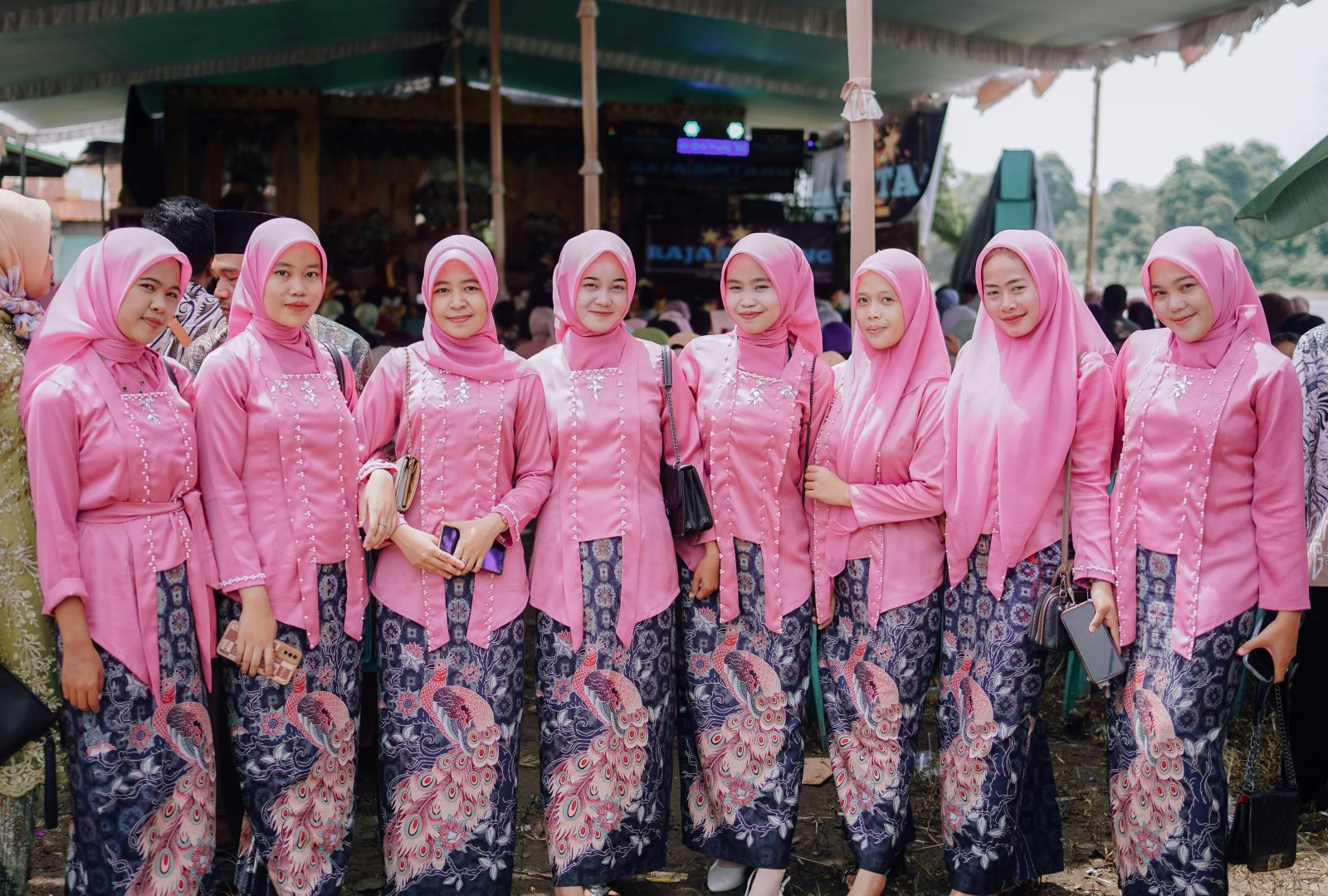 Tim Futsal Sekolah Menjadi Juara Turnamen Pelajar